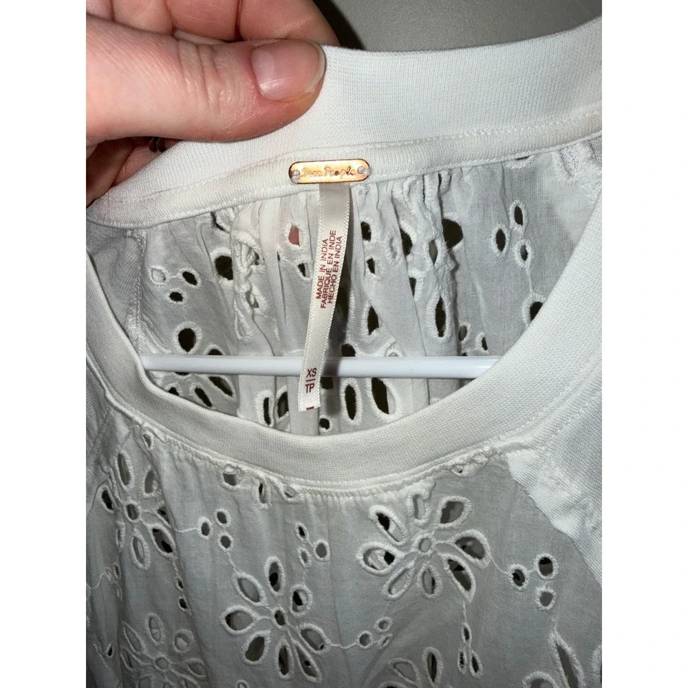 Free People Sadler White Eyelet Mini Dress Short Sleeve Ruffle Hem‎ XS New